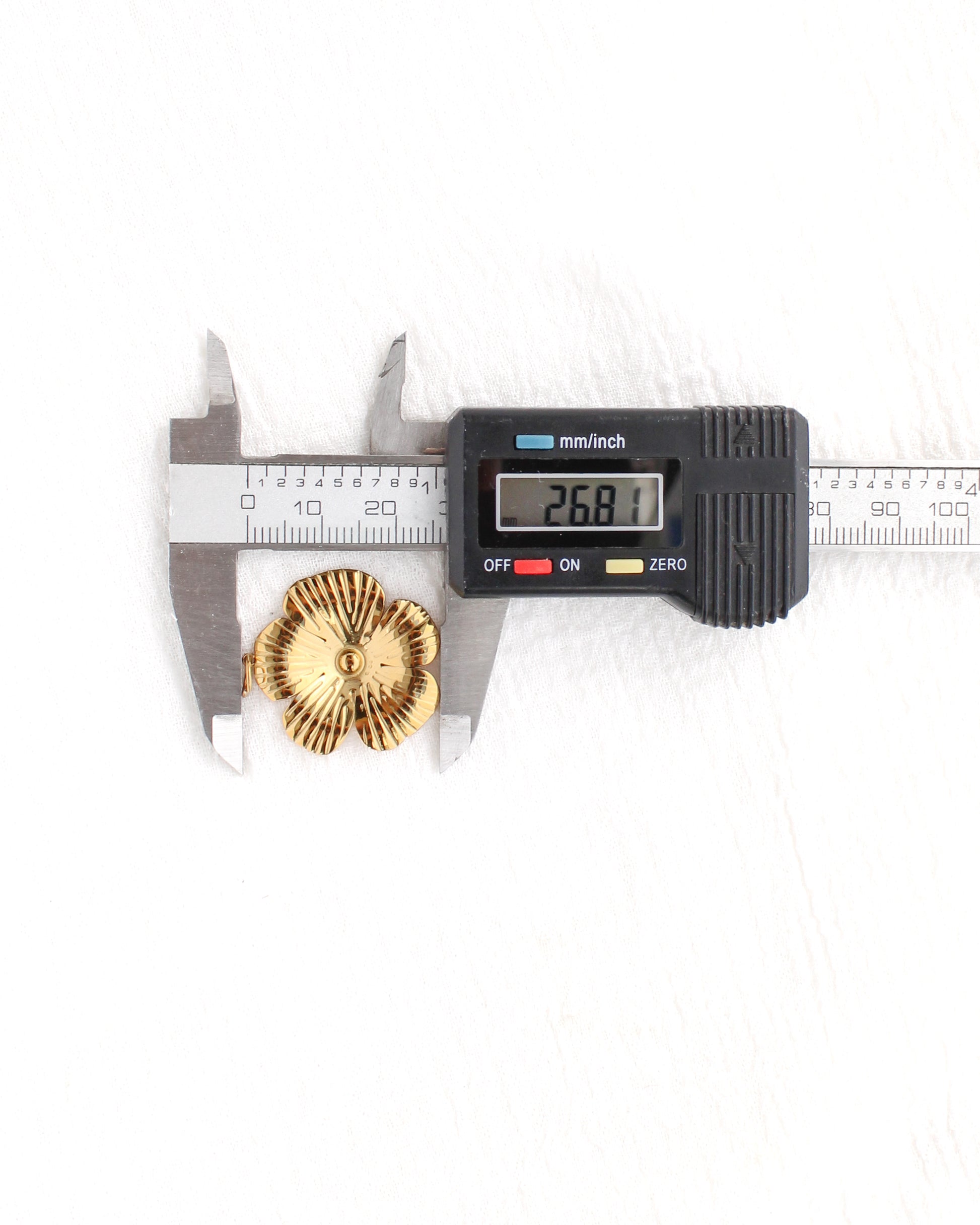 27mm Large Flower PVD Charm, CH406