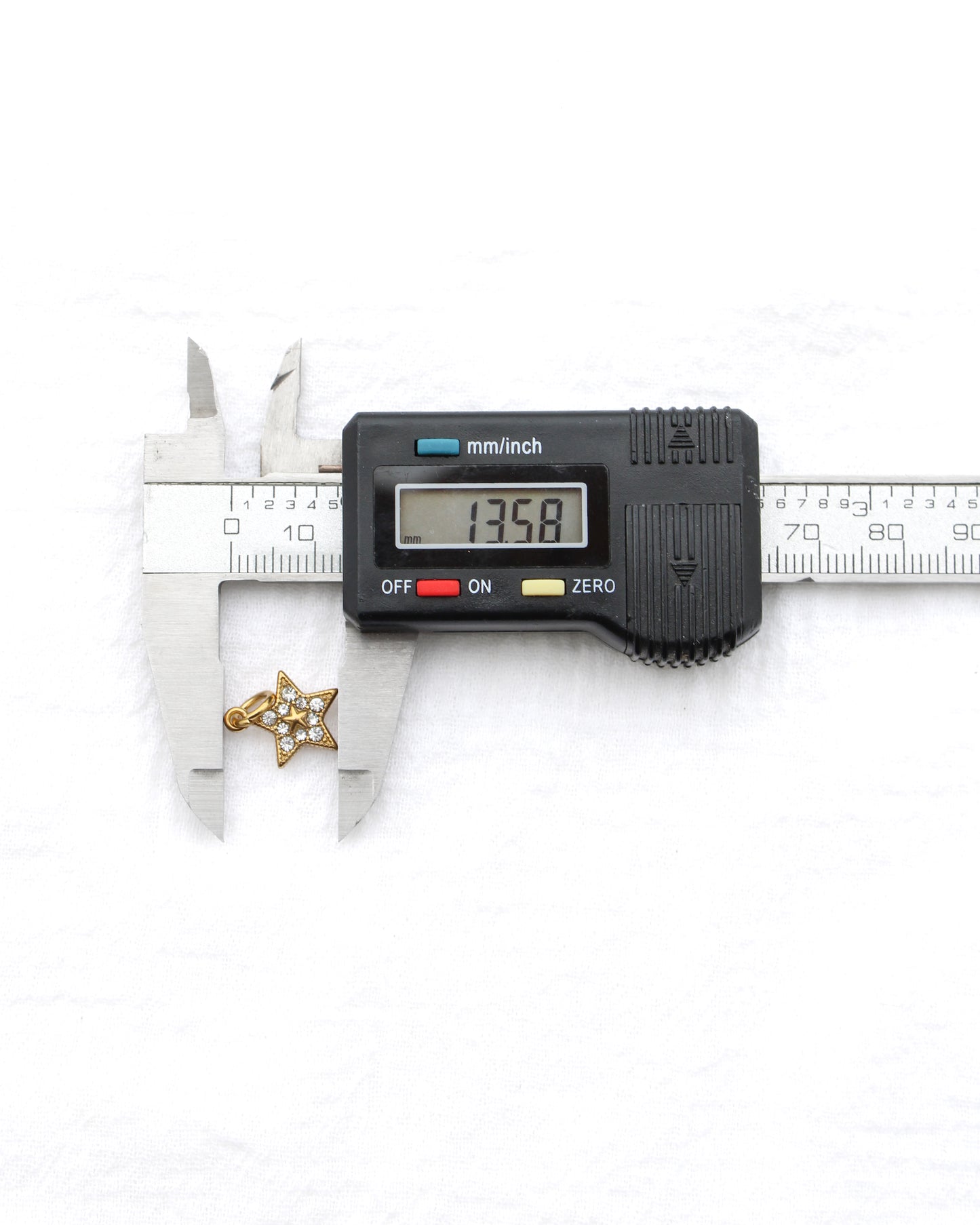 14mm Star w/ Multi Zircon PVD Charm, CH396