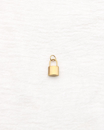 16mm Lock w/ Moon & Stars PVD Charm, CH393