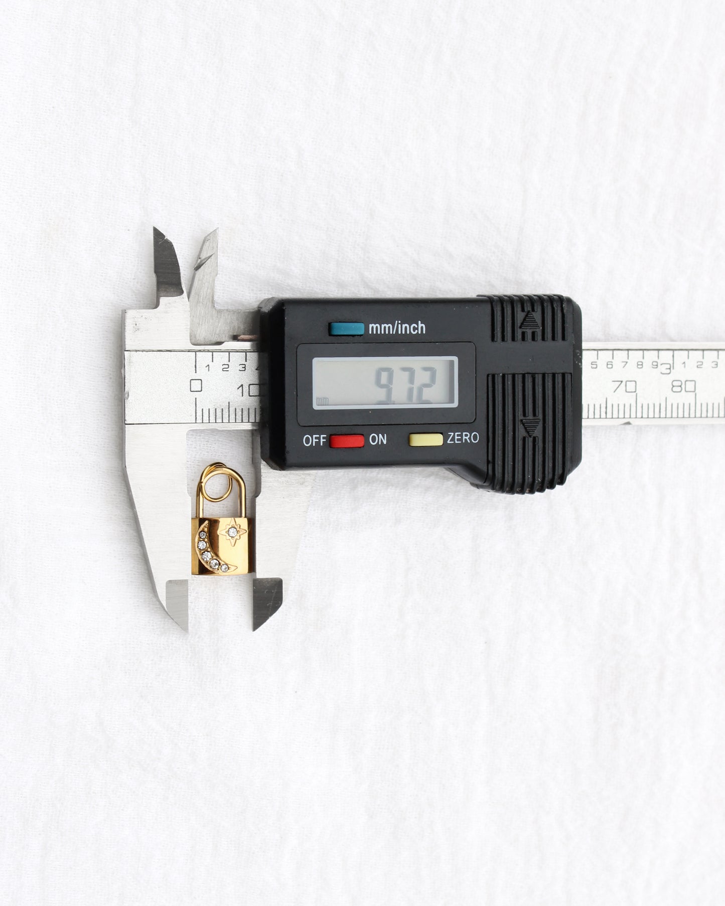 16mm Lock w/ Moon & Stars PVD Charm, CH393