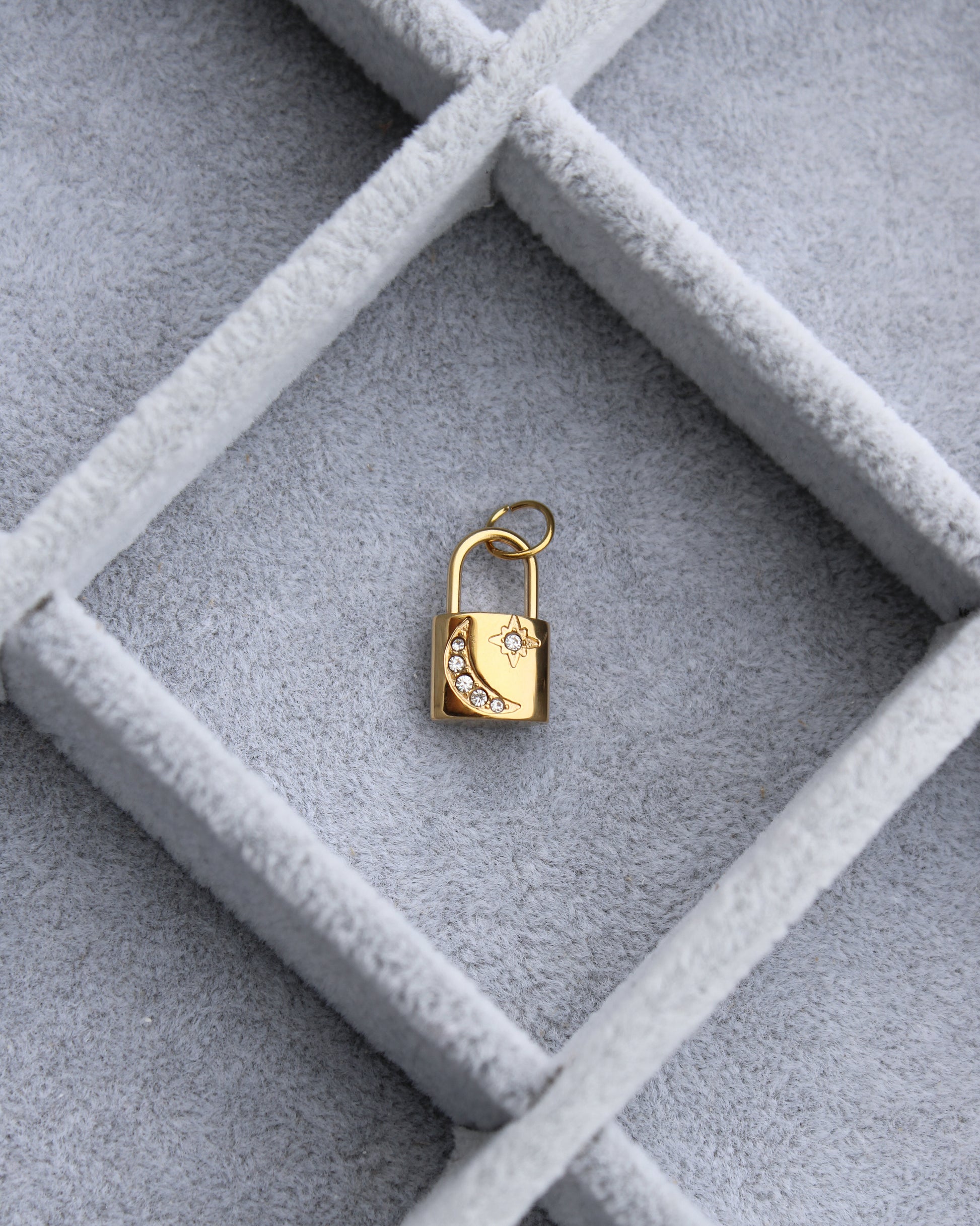 16mm Lock w/ Moon & Stars PVD Charm, CH393