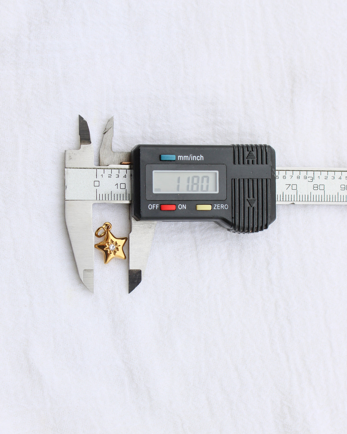 14mm Star w/ Zircon PVD Charm, CH394