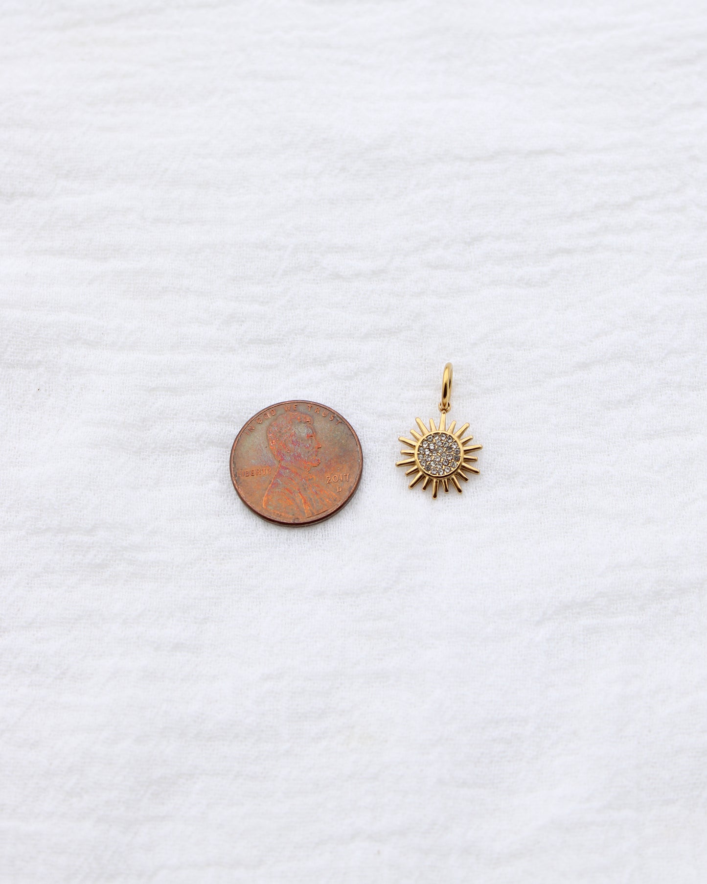 14mm Sun w/ Zircon PVD Charm, CH389