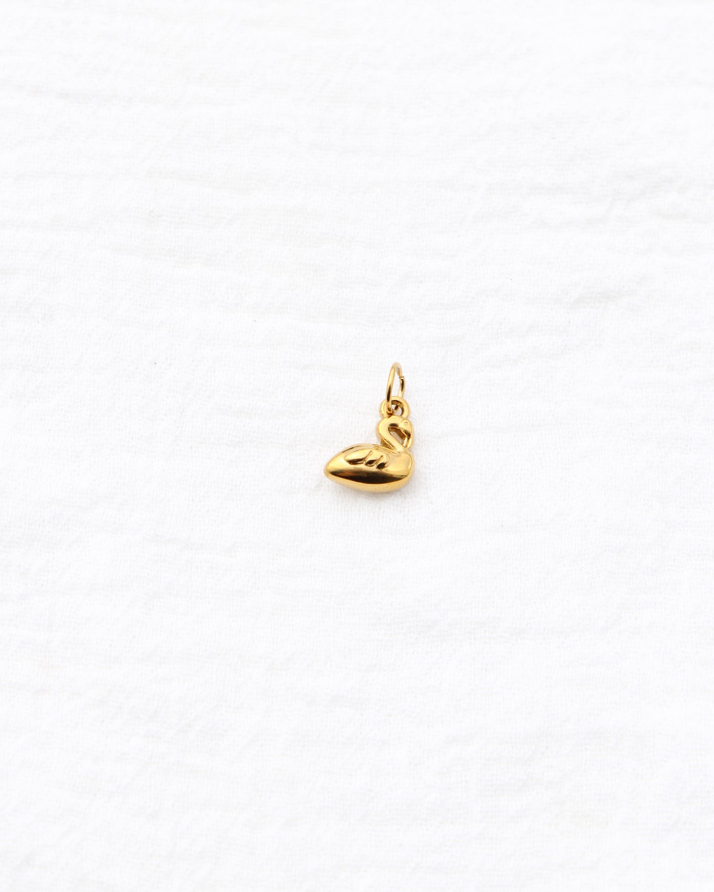 12mm Swan PVD Charm, CH390