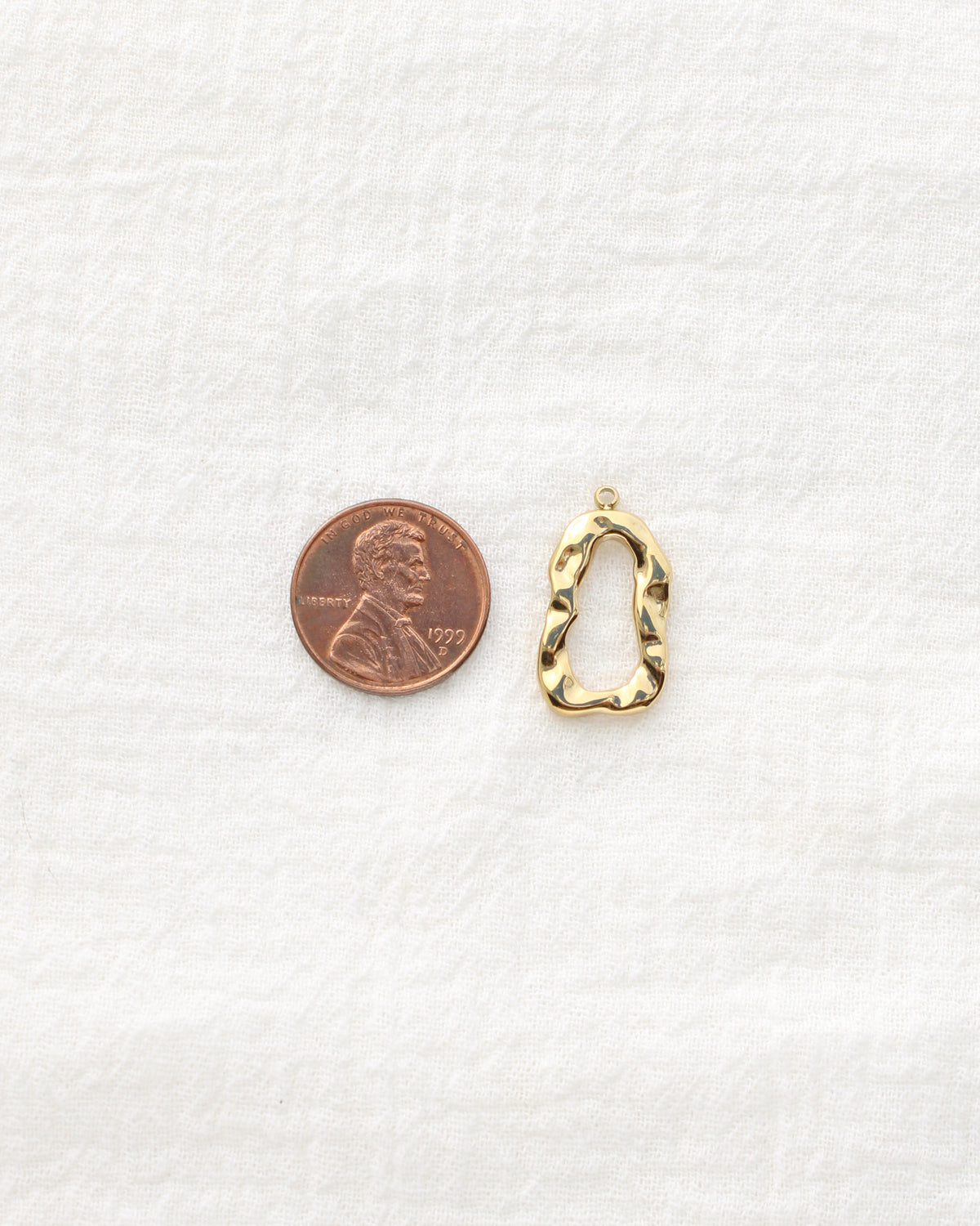 23mm Hammered Open Oval PVD Charm, CH504