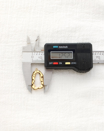 23mm Hammered Open Oval PVD Charm, CH504