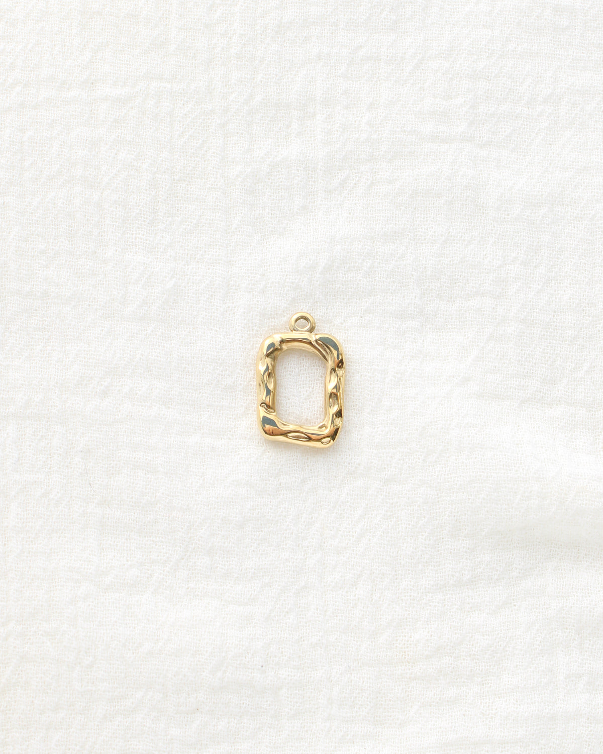 21mm Hammered Open Rectangle PVD Charm, CH503