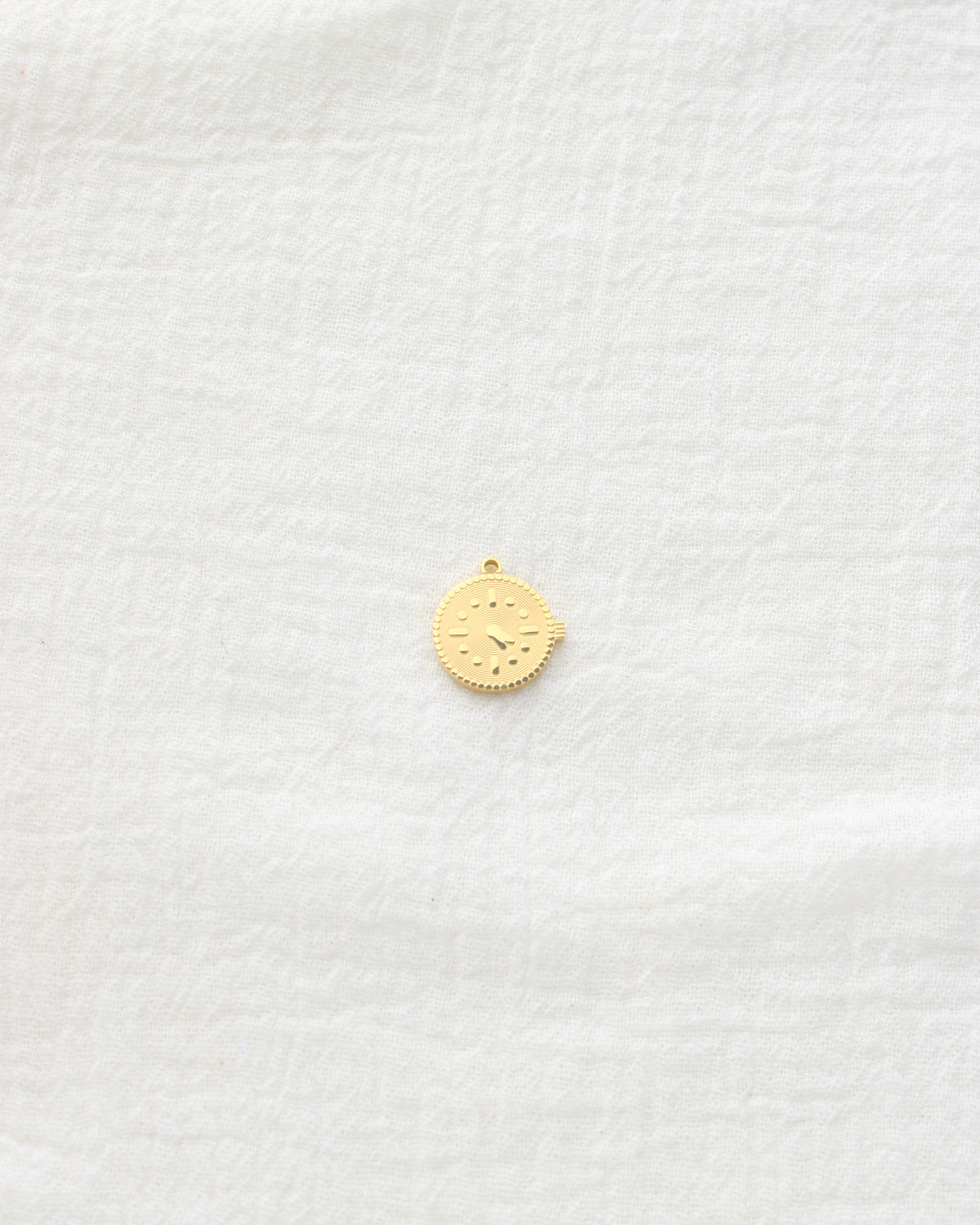 16mm Clock PVD Charm, CH502