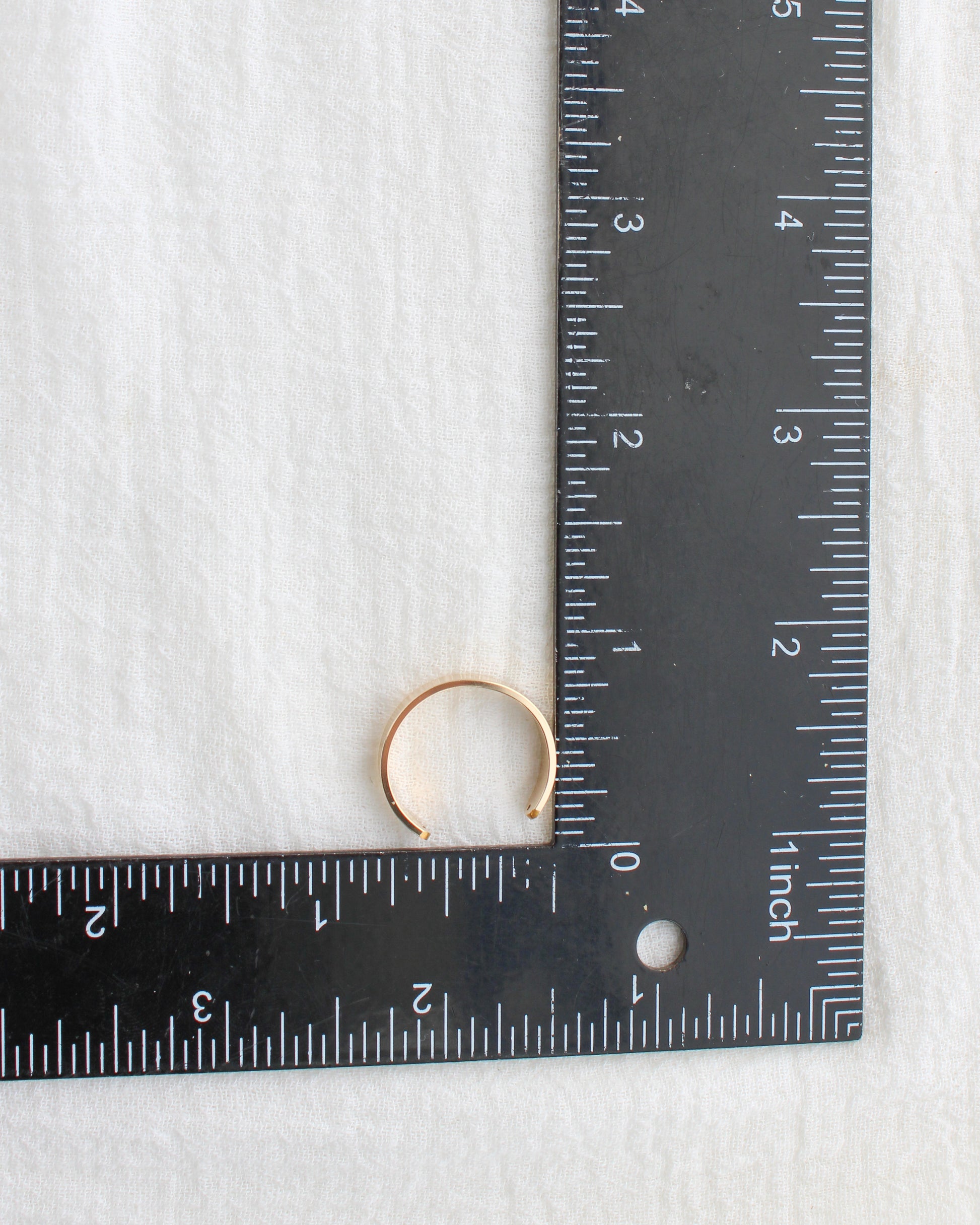 4mm Flat Cuff Ring, R71