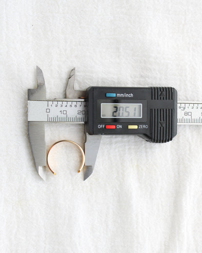 4mm Flat Cuff Ring, R71