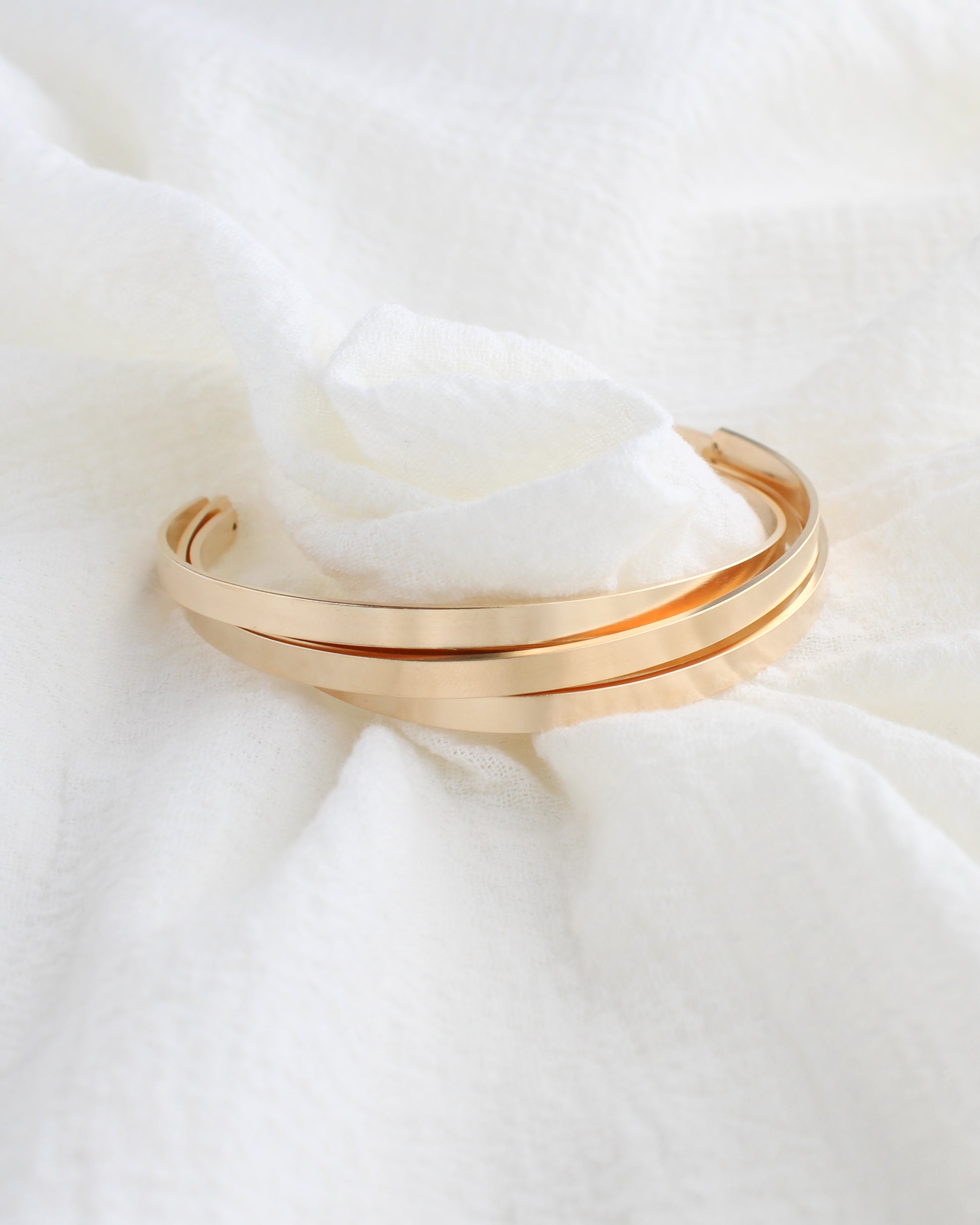 4mm Flat Cuff Bracelet, BR66