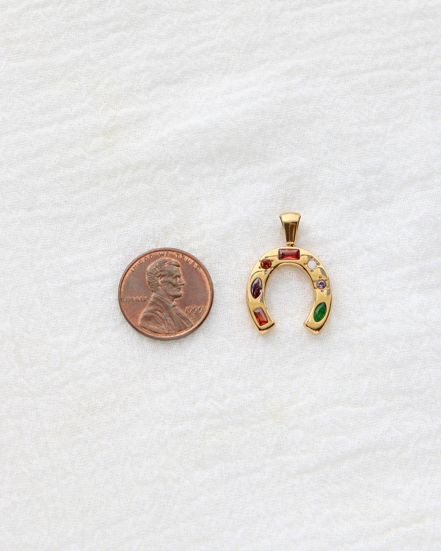 25mm Horseshoe w/ Rhinestones PVD Charm, CH399