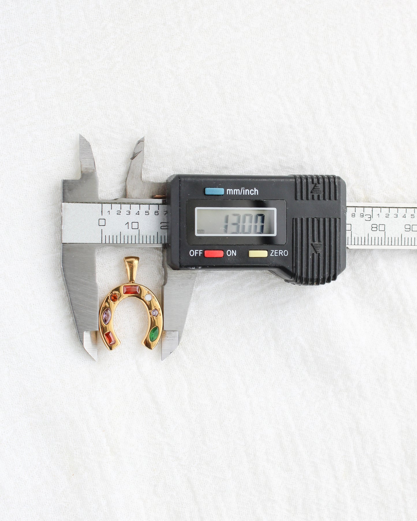 25mm Horseshoe w/ Rhinestones PVD Charm, CH399