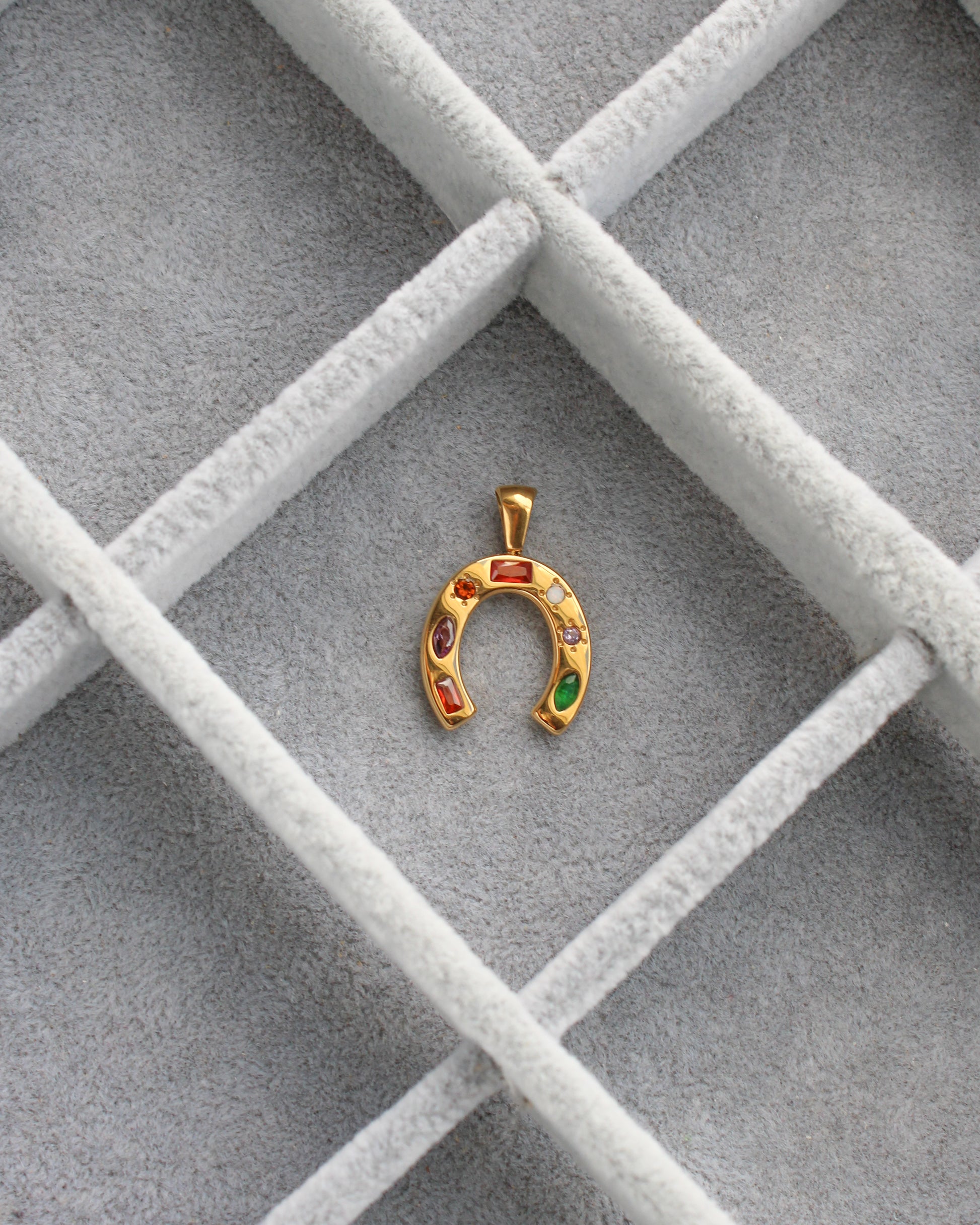 25mm Horseshoe w/ Rhinestones PVD Charm, CH399