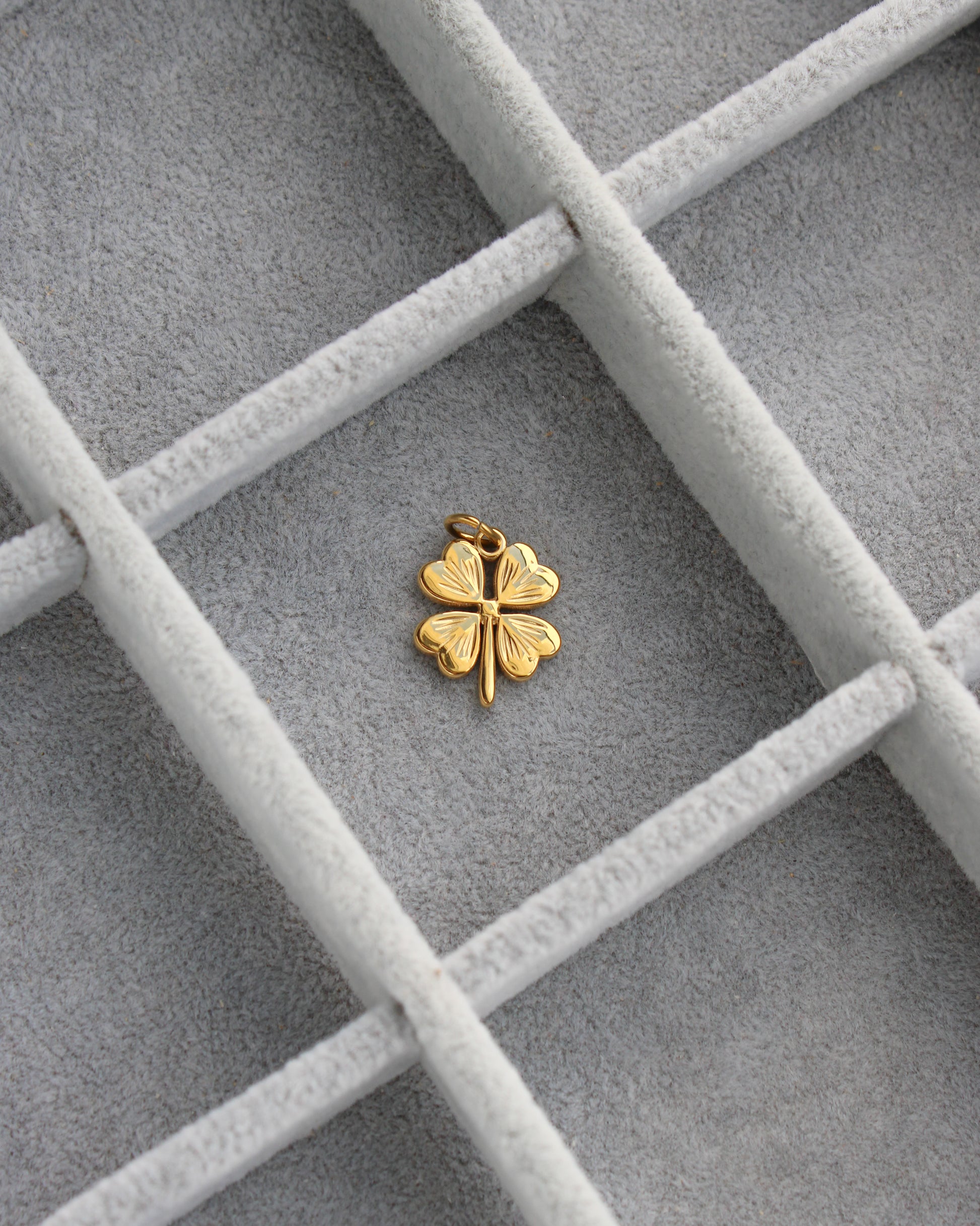 14mm Clover PVD Charm, CH405