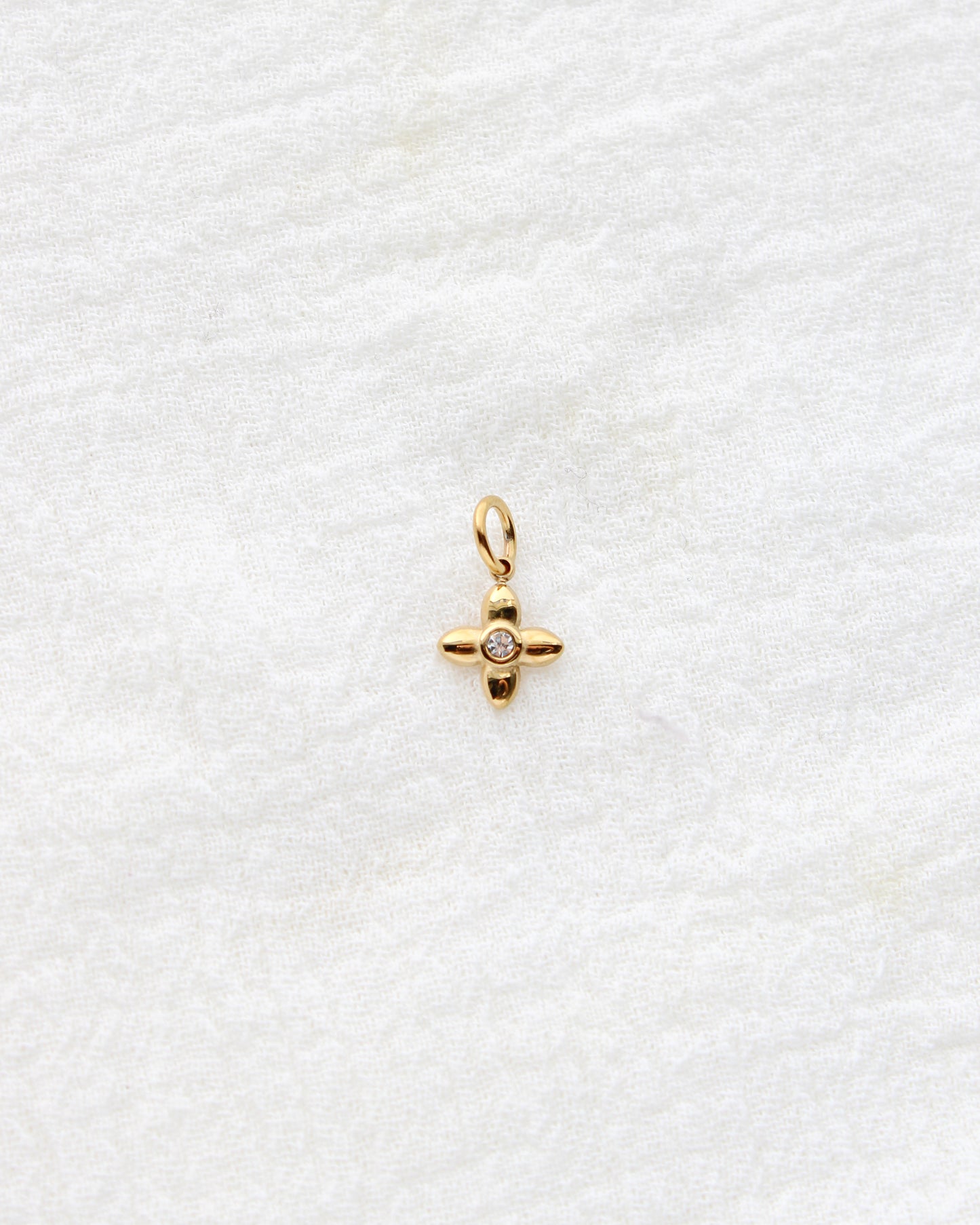 7mm Small Flower PVD Charm, CH410