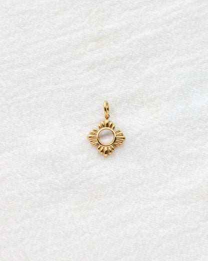 11mm Quatrefoil w/ Opal PVD Charm, CH409