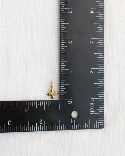 7mm Small Flower PVD Charm, CH410