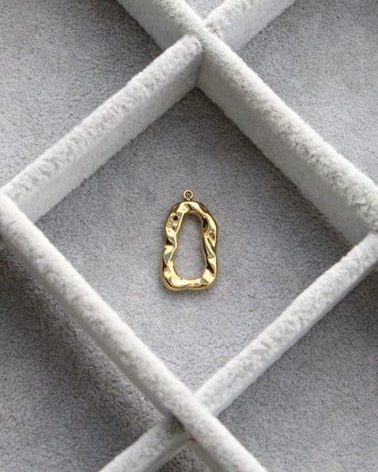 23mm Hammered Open Oval PVD Charm, CH504