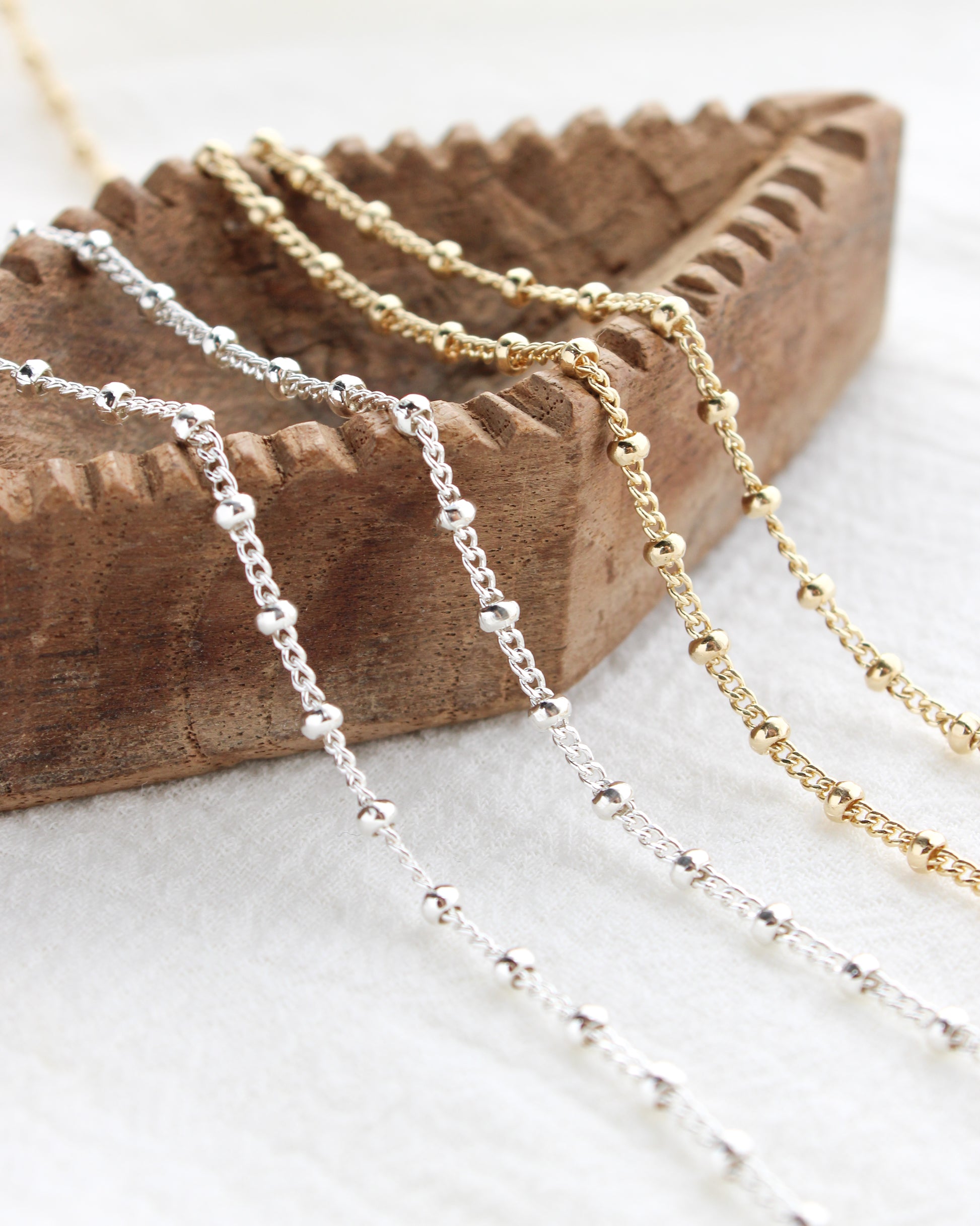 2.7mm Curb Chain with Beads, S273, G273