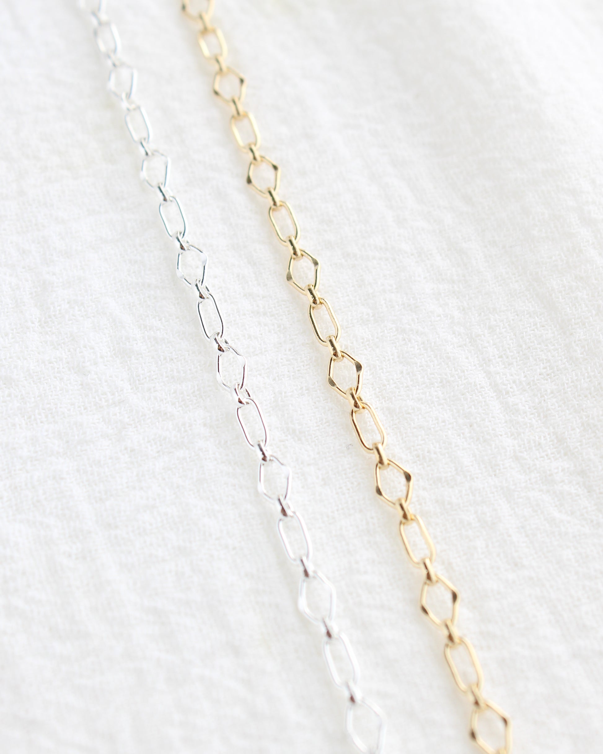 3.3mm Alternate Dapped Diamond and Oval Link Chain 1+1, S274, G274
