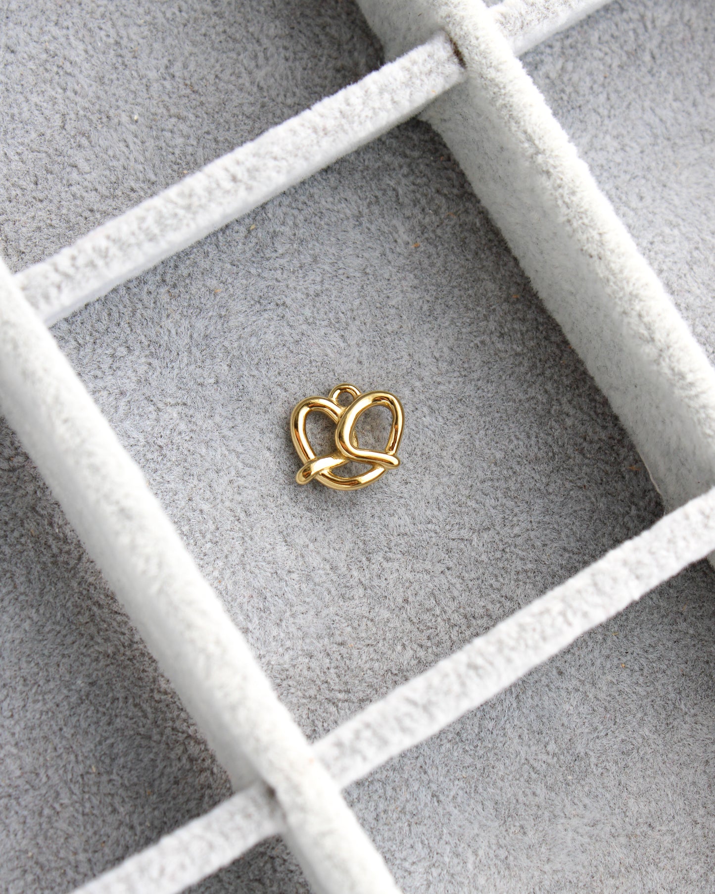 12mm Mini Pretzel PVD Charm, CH444