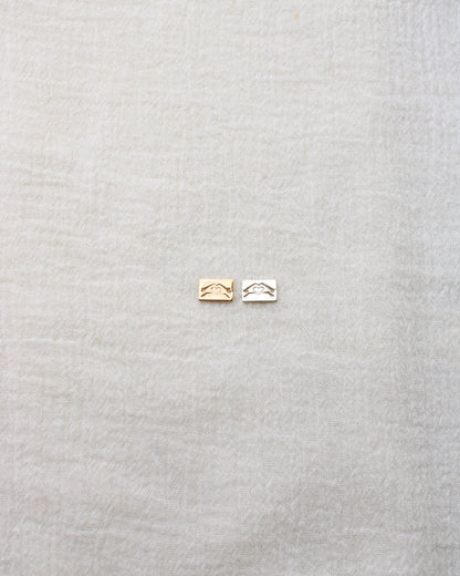 Heart hands mini bar stamped connector, SCN508