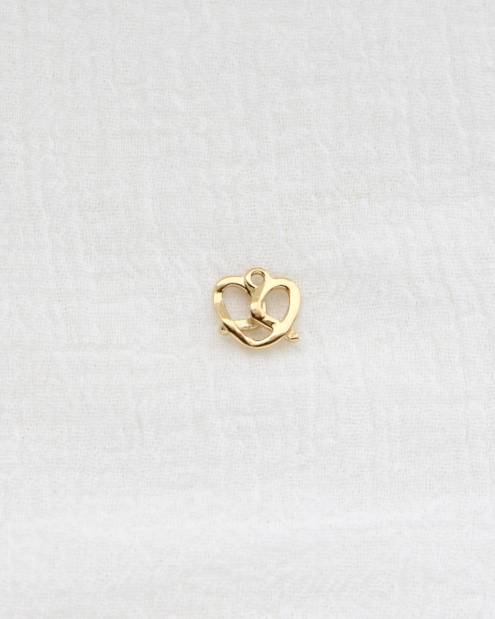 12mm Mini Pretzel PVD Charm, CH444