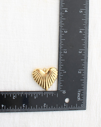 28mm Large Lined Heart PVD Charm, CH453