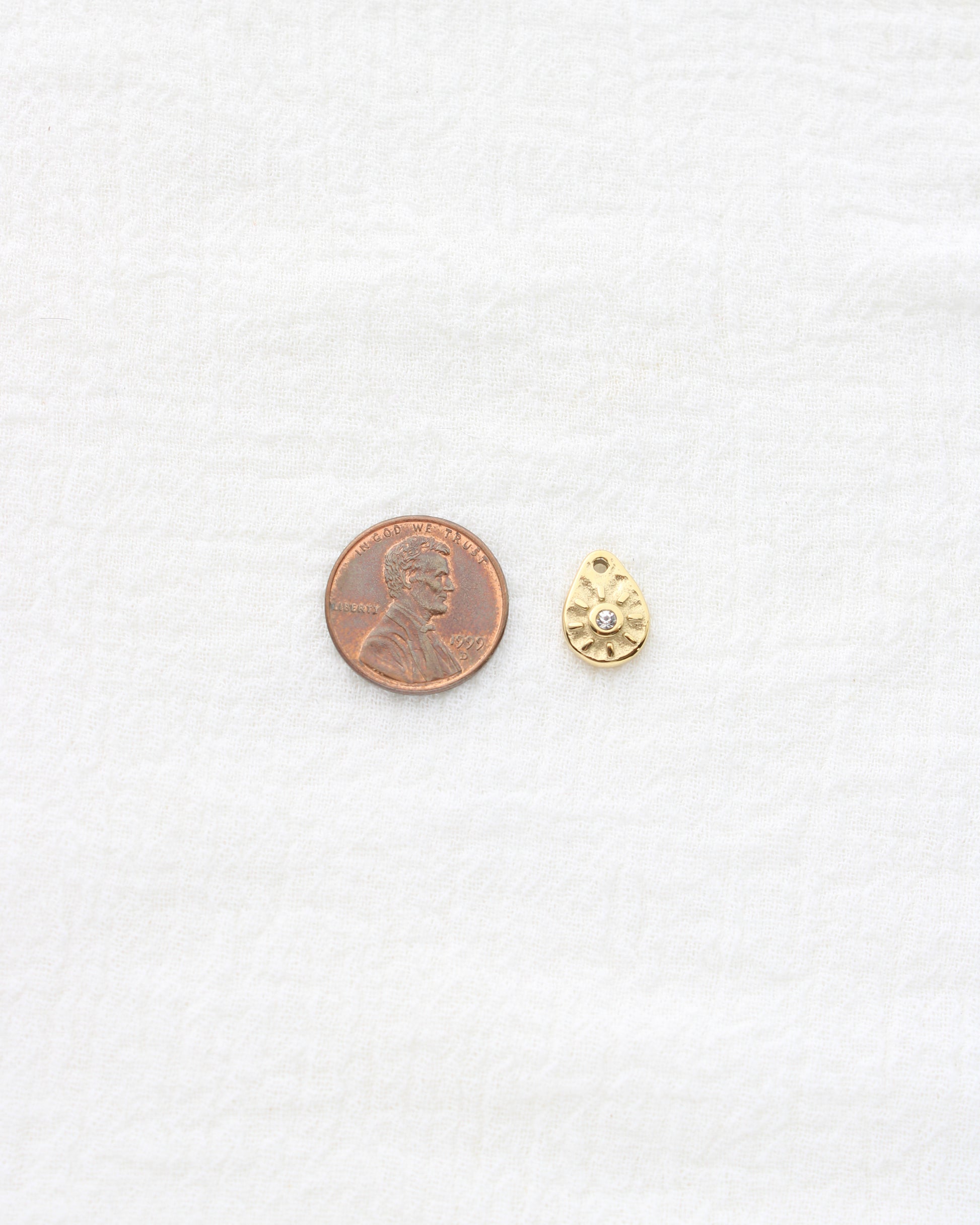 13mm Sun Teardrop w/CZ PVD Charm, CH447