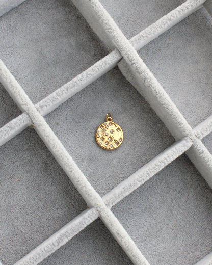 18mm Disc with Zircon PVD Charm, CH460