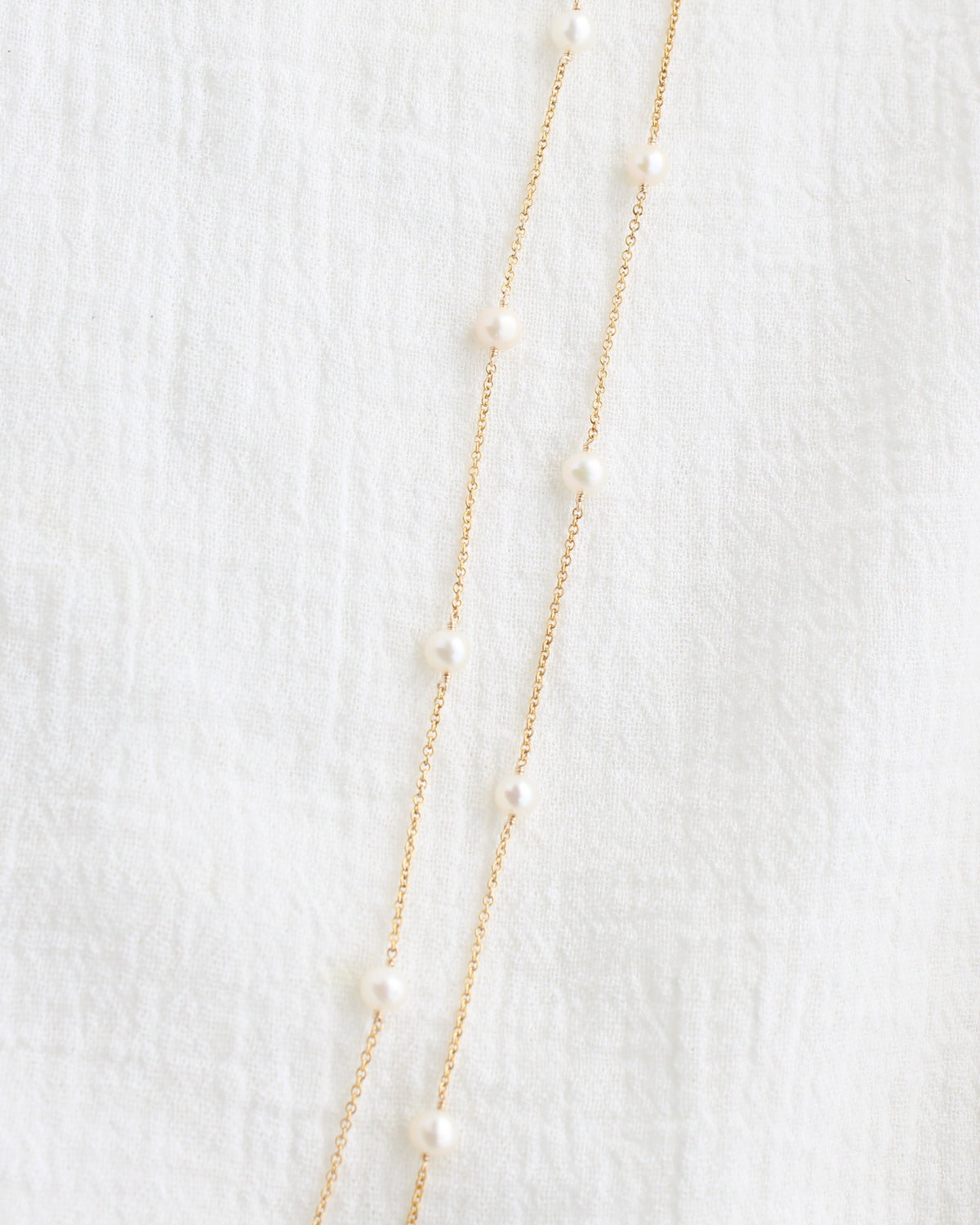 .6mm Cable Chain with 4mm White Pearl, G277