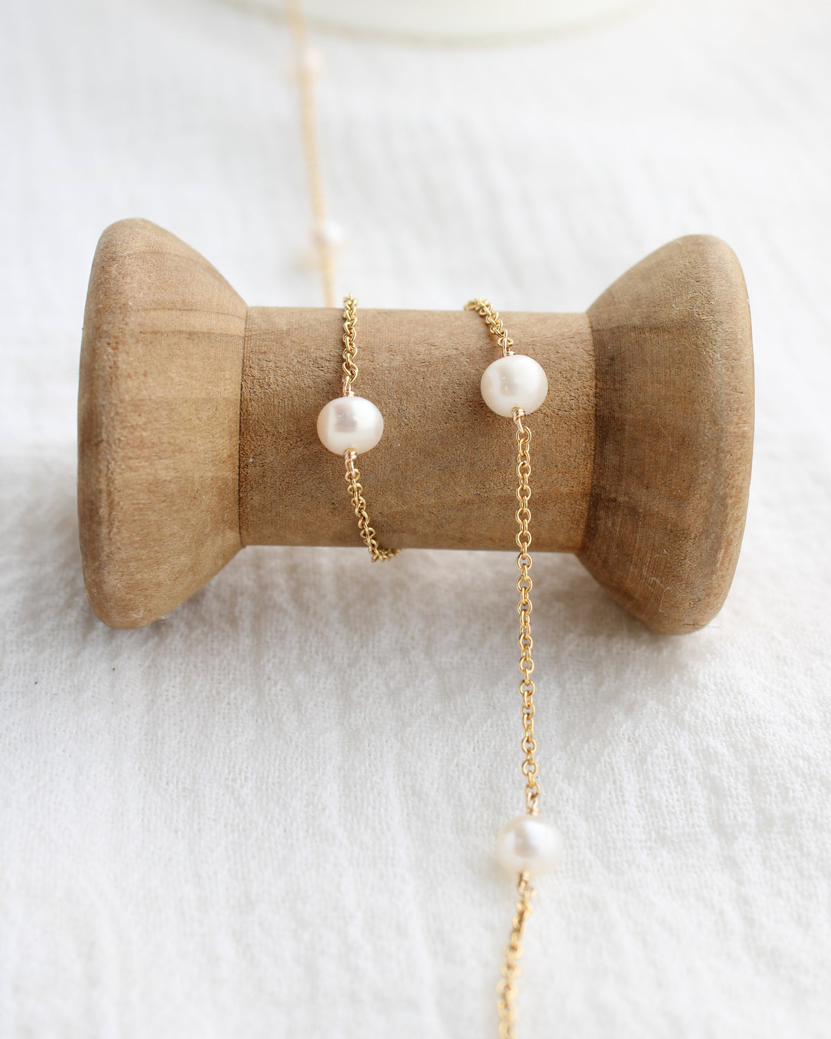 .6mm Cable Chain with 4mm White Pearl, G277