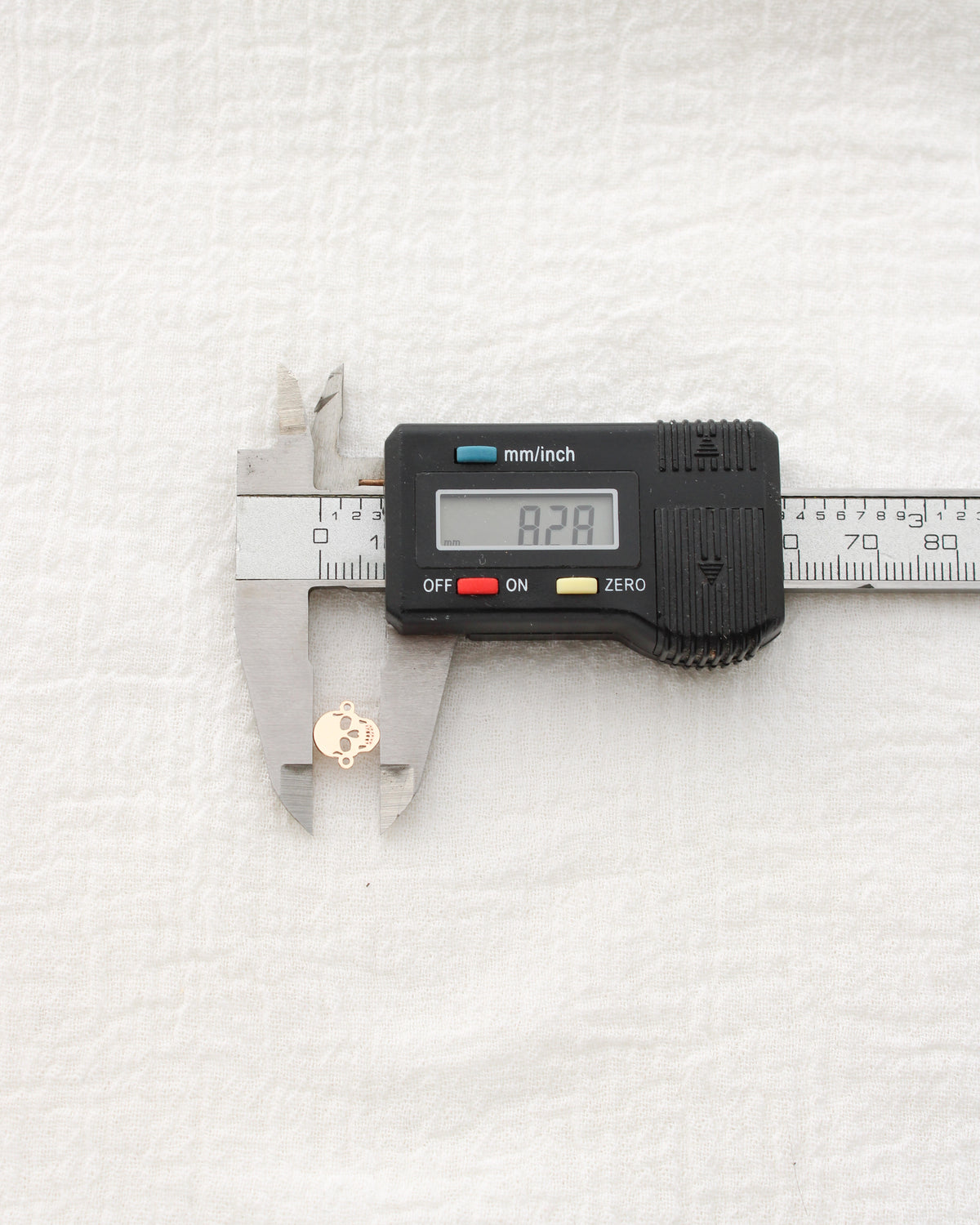 Skull Connector, CN496