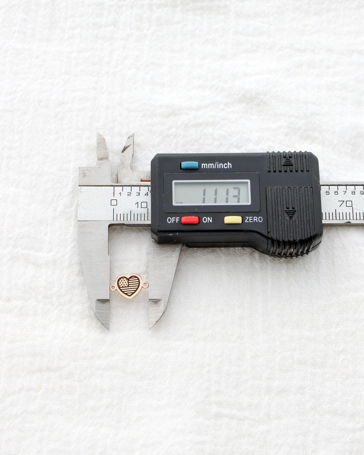 7mm Heart Flag Connector, CN500