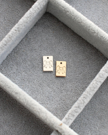 10mm Bow Rectangle Charm, CH266