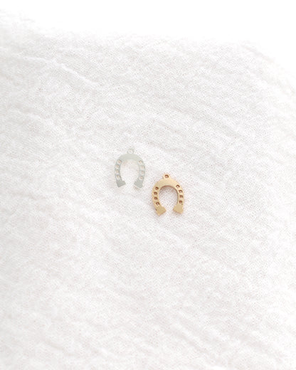 11mm Horseshoe Charm, CH301