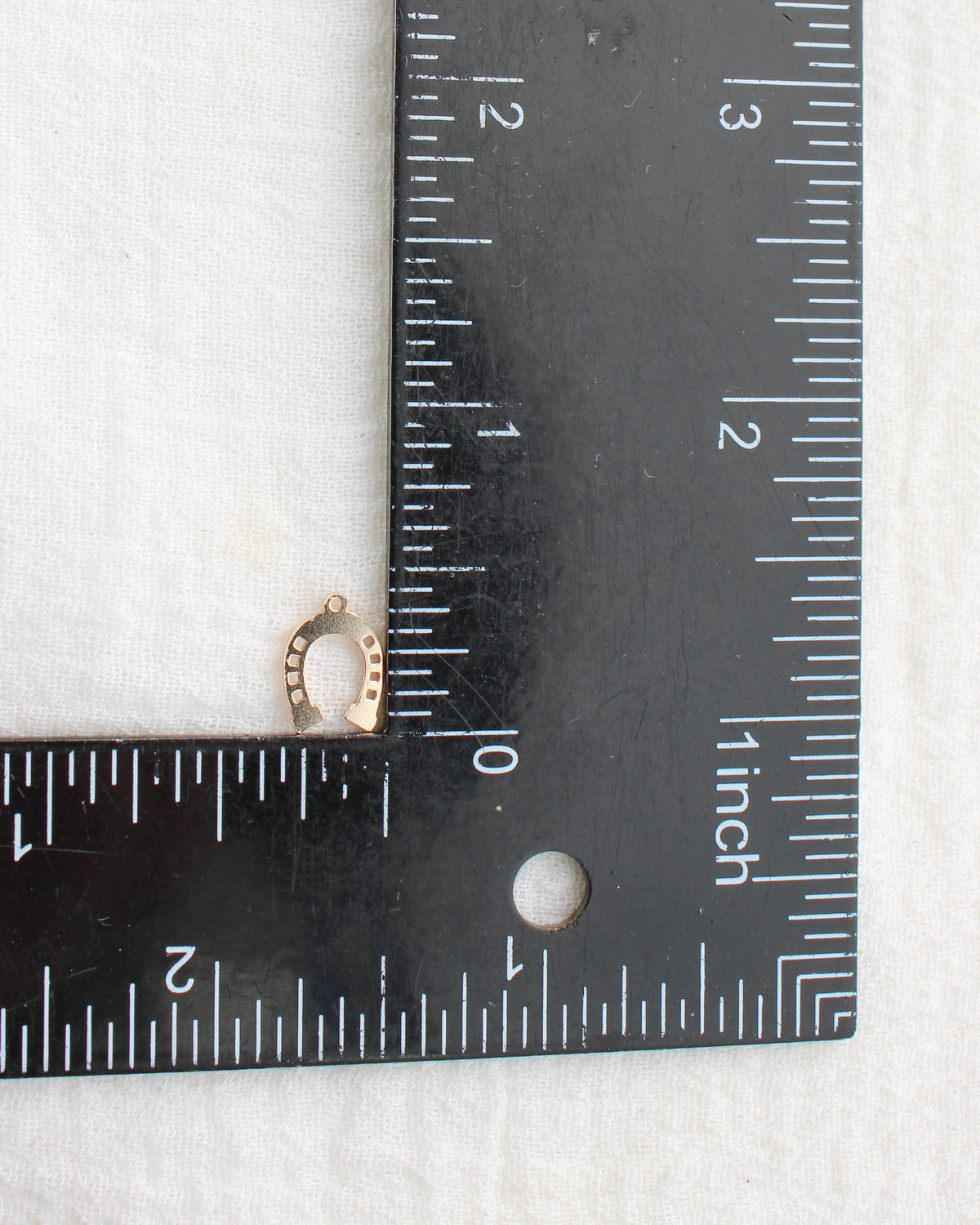 11mm Horseshoe Charm, CH301