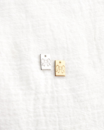 10mm Bow Rectangle Charm, CH266