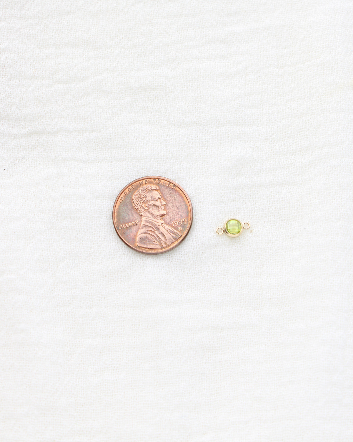 4mm Light Green Stone Connector (Flat Back), DCN107