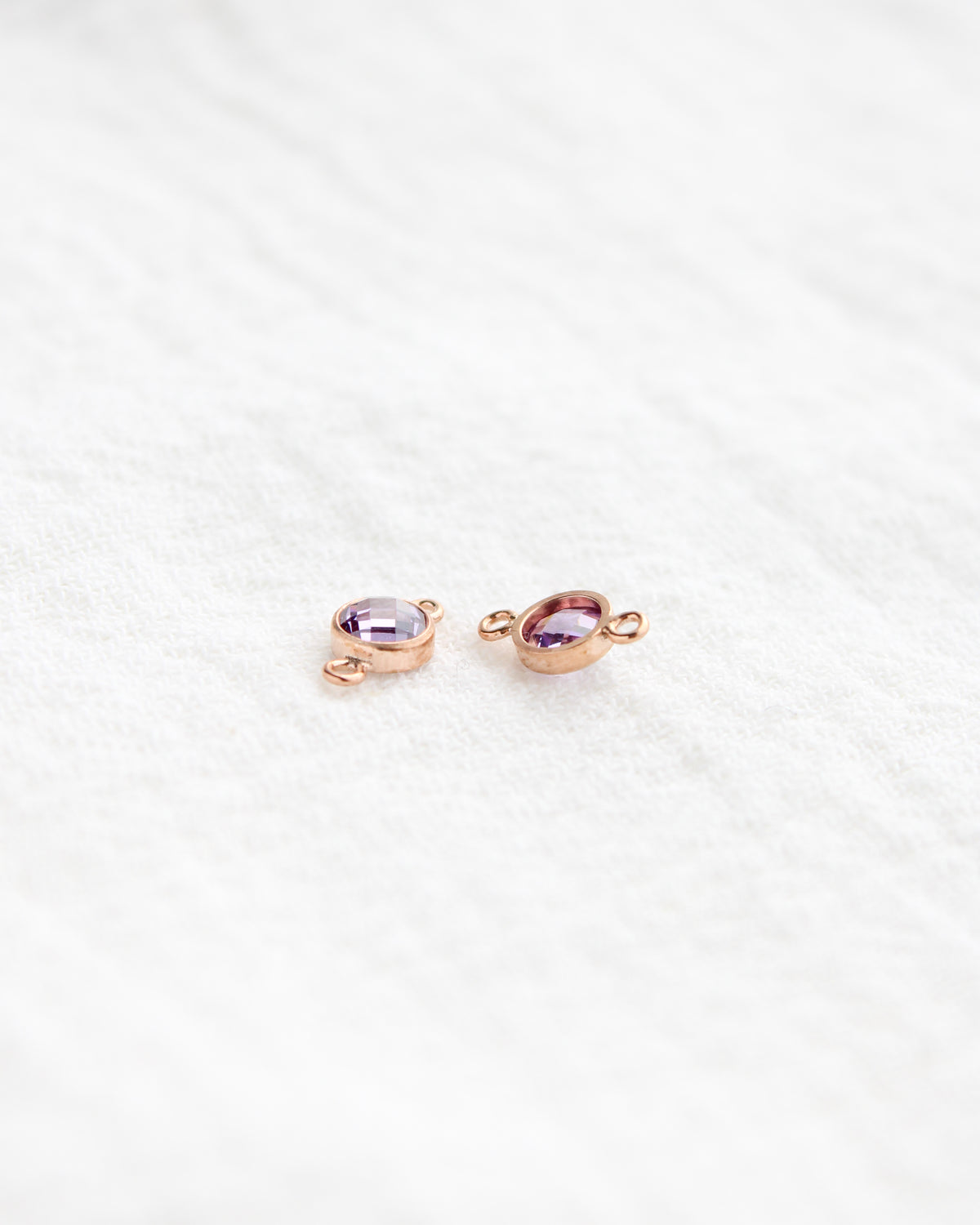 4mm Purple Stone Connector (Flat Back), DCN105