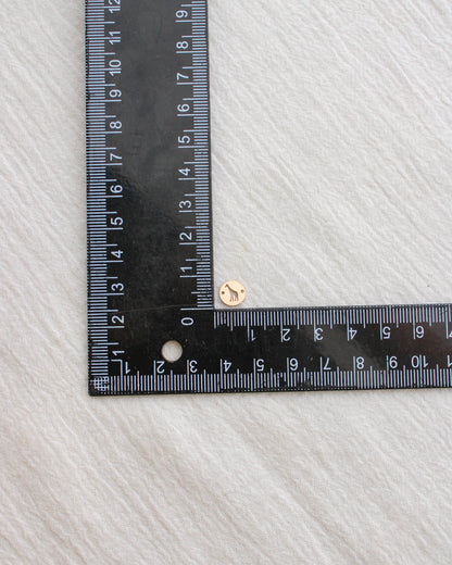 Giraffe Round Connector Charm, CN378