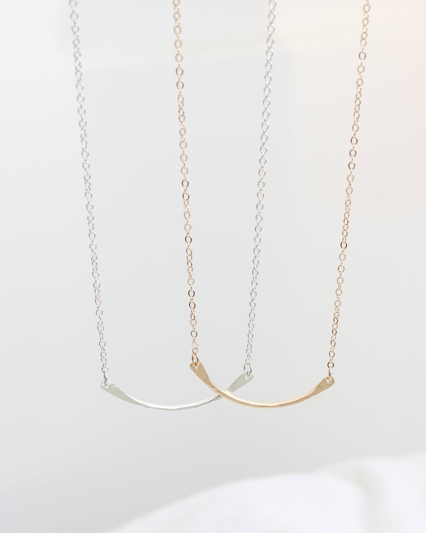 16" Hammered Arc Necklace, N92