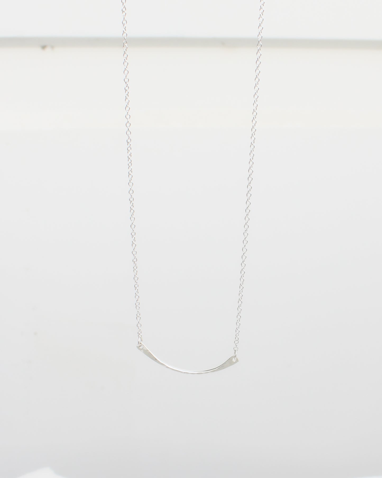 16" Hammered Arc Necklace, N92
