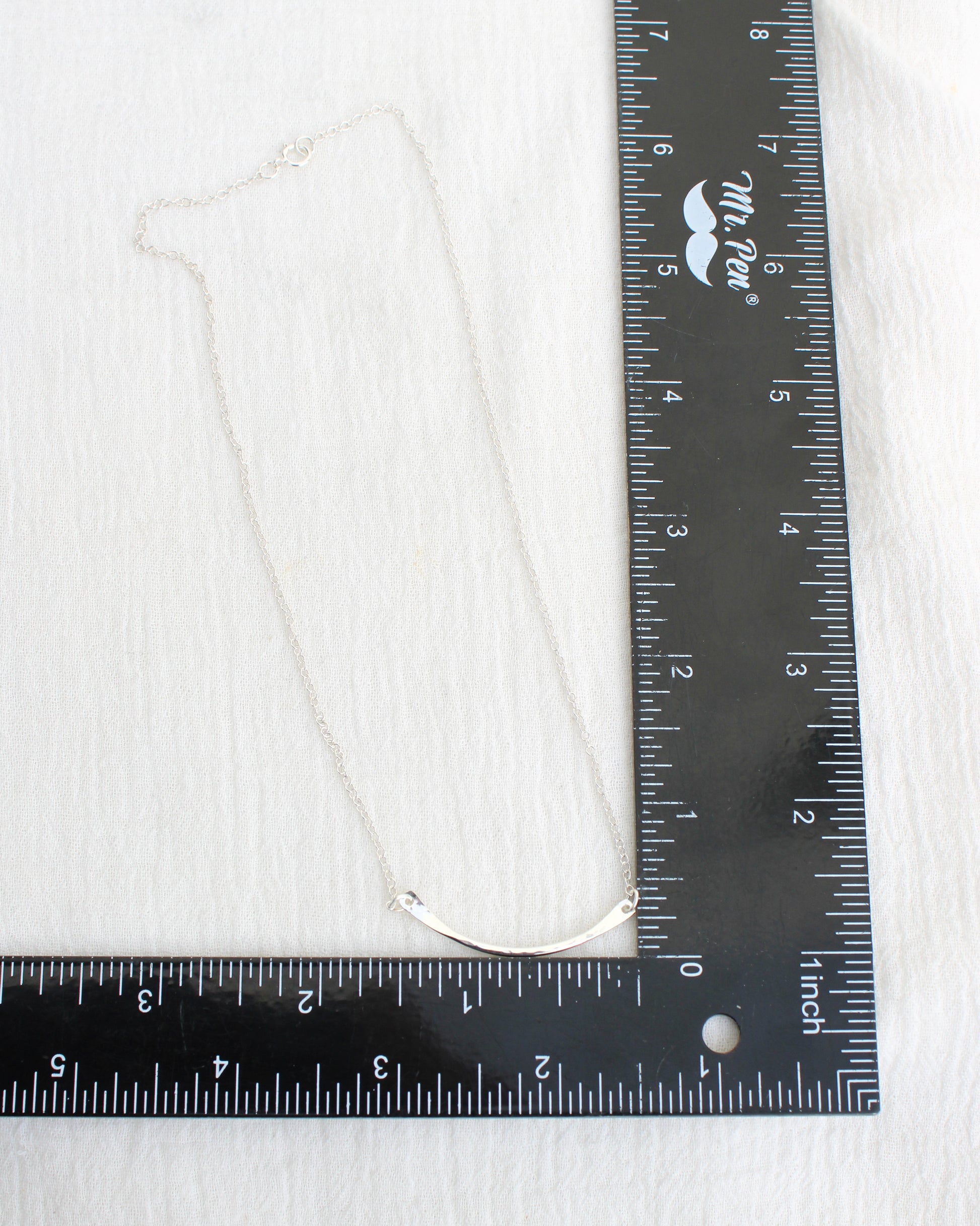 16" Hammered Arc Necklace, N92