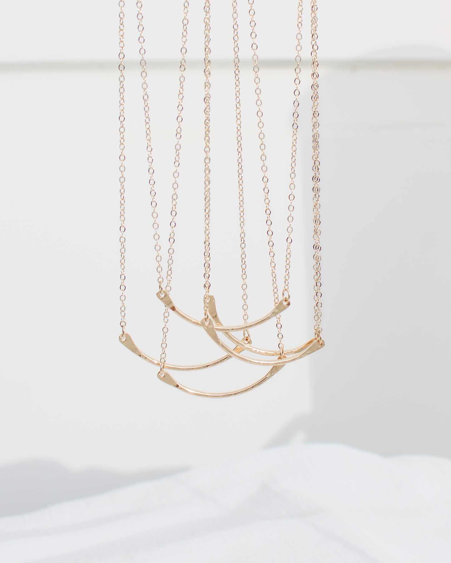 16" Hammered Arc Necklace, N92