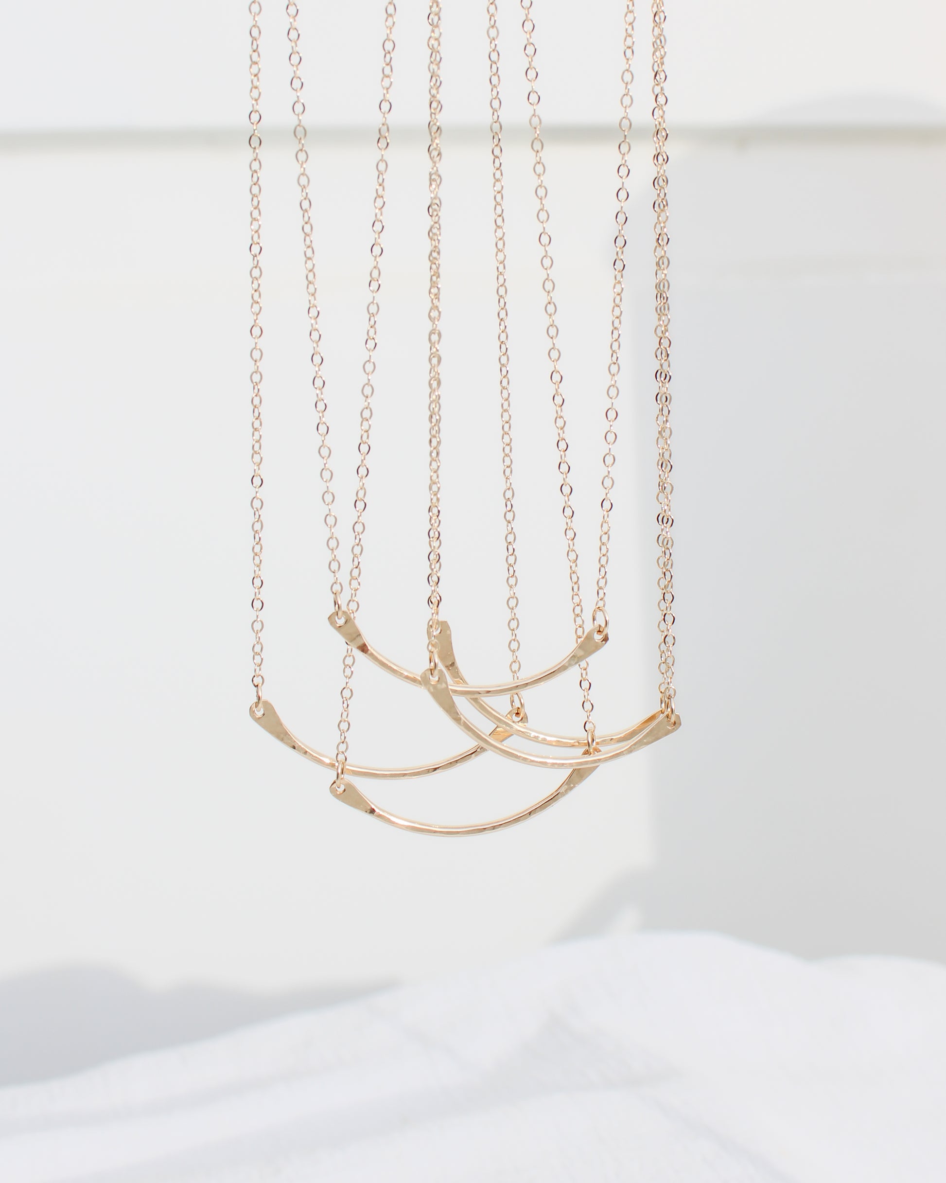 16" Hammered Arc Necklace, N92