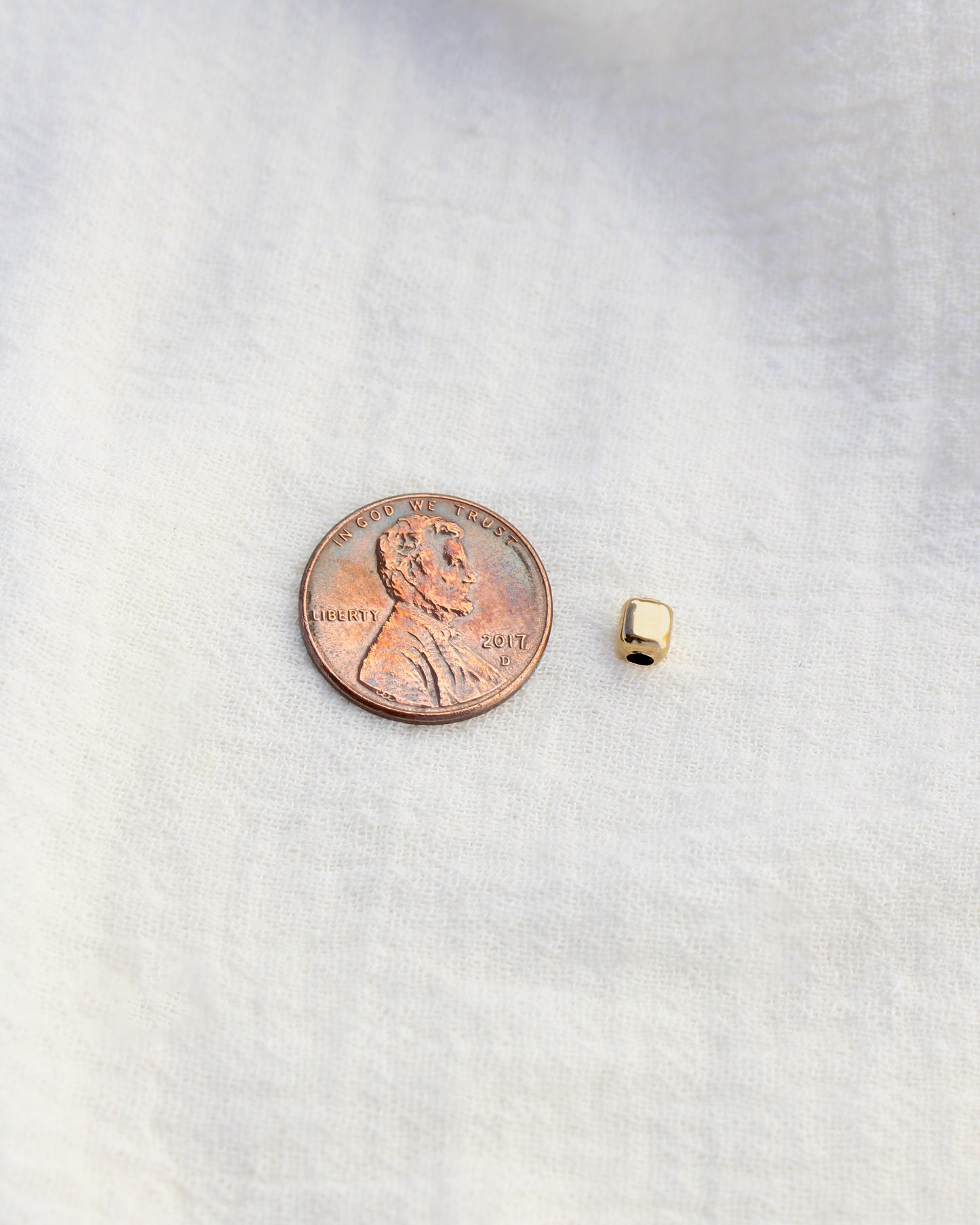 4mm Square Bead, BD04