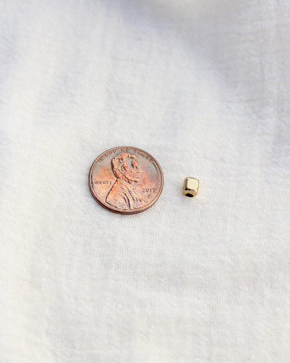 4mm Square Bead, BD04