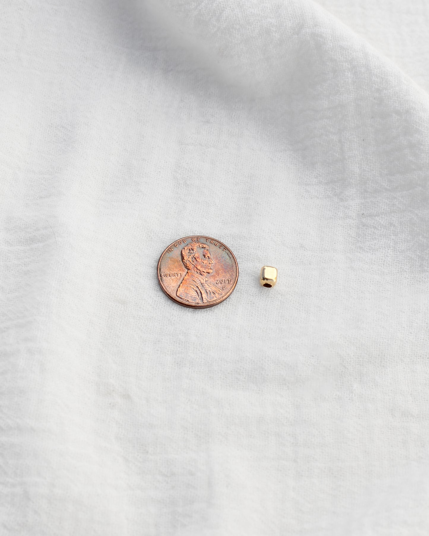 4mm Square Bead, BD04